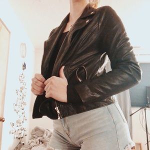 forever 21 black leather jacket size L